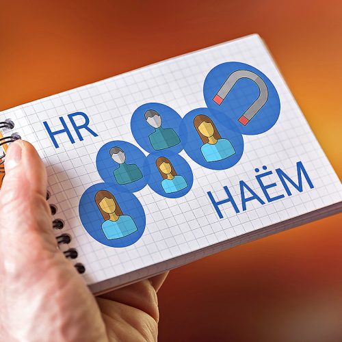 В 2025 г. спрос на ИТ-кадры упал, а ИБ-вакансий стало больше